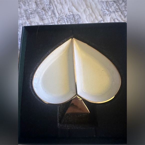 Kate Spade New York Lenox Spade Street Jewelry dish new in original box white - Picture 10 of 11